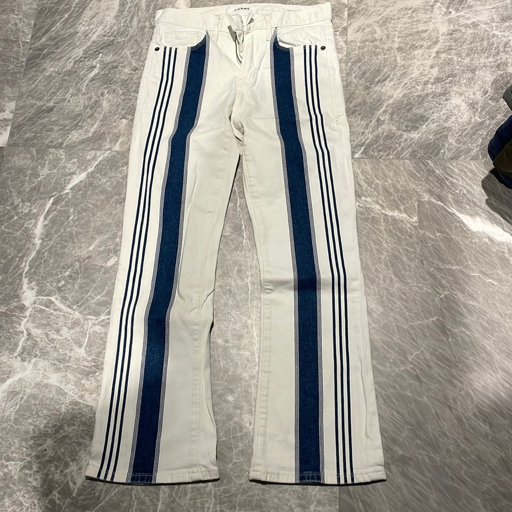 Frame mini boot cut slightly flared at bottom denim